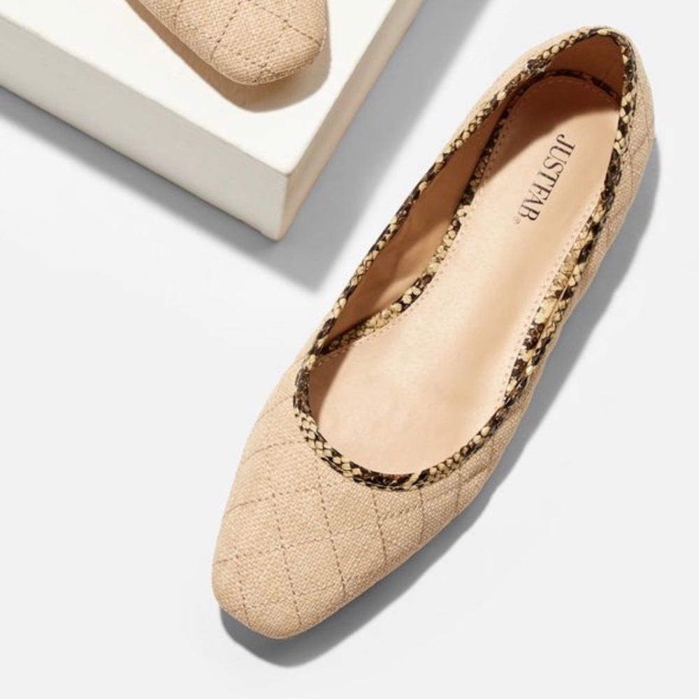 Women’s Flats